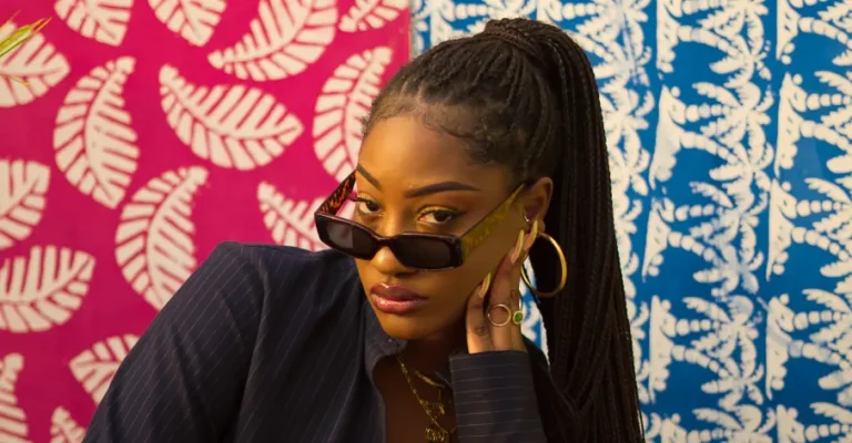 Tems conducted praise and worship in Ugandan prison