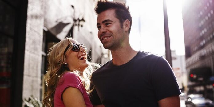 Photo: Joshua Resnick / Shutterstockflirting couple