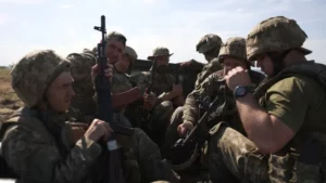 Ukrainian servicemen take part in a military training exercise not far from front line in the Donetsk region on June 8, 2023.  Anatolii Stepanov | Afp | Getty Images