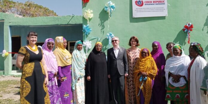 Federation of Muslim Women Association in Nigeria (FOMWAN) with Czech Republic Representatives