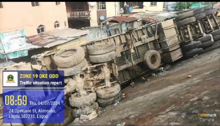 Driver’s Legs Broken, Two Sustain Head Injuries in Lagos Road Crash