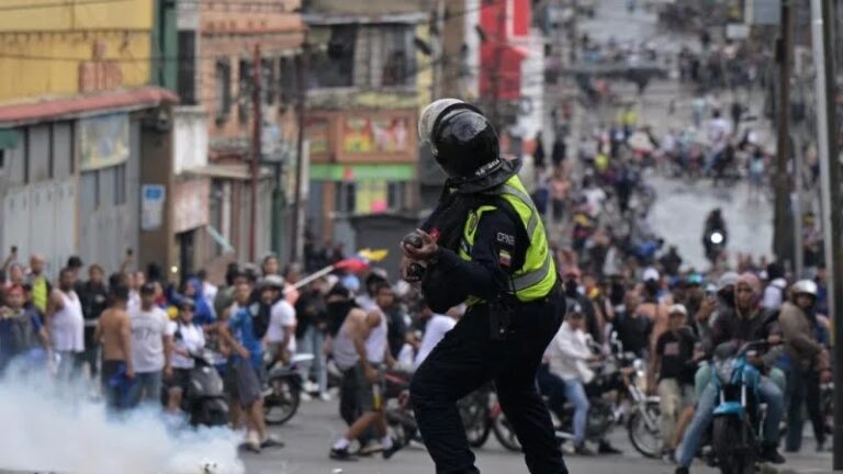 Fresh Protests Loom in Venezuela in Wake of Disputed Vote
