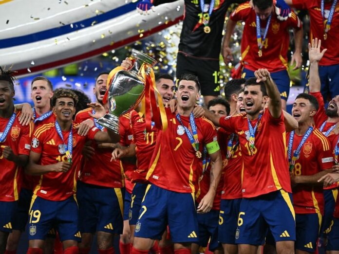 Euro 2024 Final, Spain vs England Highlights: Spain clinch Euro 2024 title with a 2-1 victory over England.