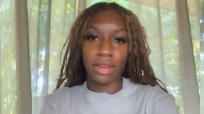 Am I the Only One Men Don’t Flirt With Anymore?: Lady Asks Fellow Women - Video