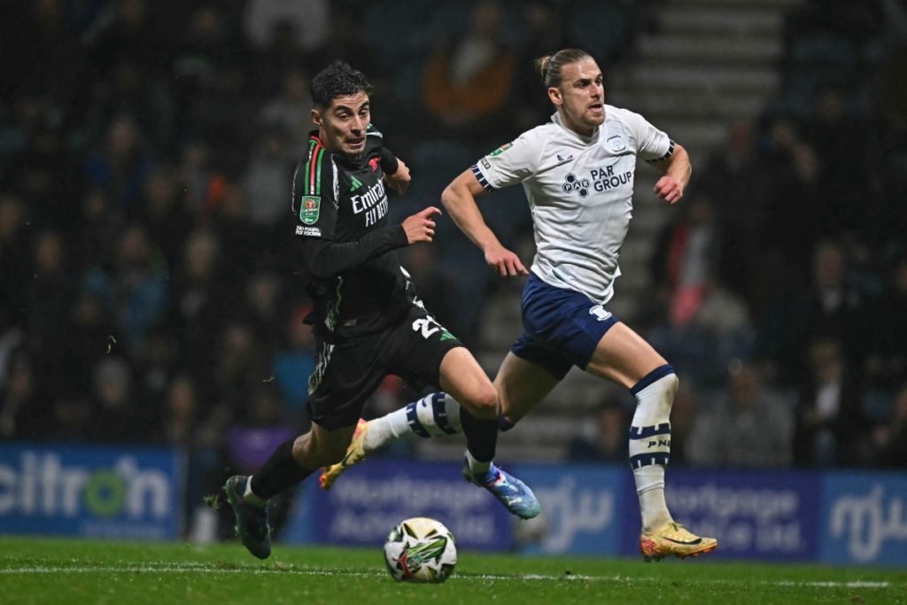 Arsenal’s German midfielder #29 Kai Havertz (L) vies with Preston’s English midfielder #44 Brad Potts (R) during the English League Cup round of 16 football match between Preston North End and Arsenal at the Deepdale Stadium Stadium in Preston, north west of England on October 30, 2024. (Photo by Paul ELLIS / AFP) 