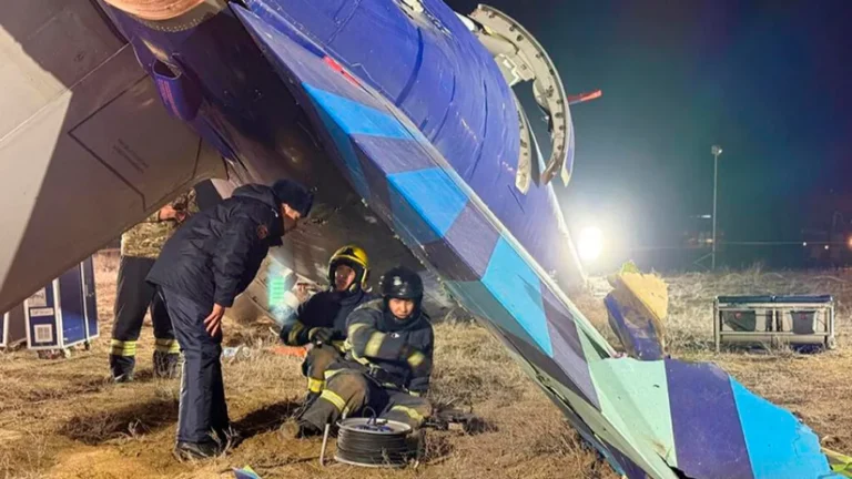 Several Airlines Cancel Flights to Russia After Azerbaijan Airlines Crash