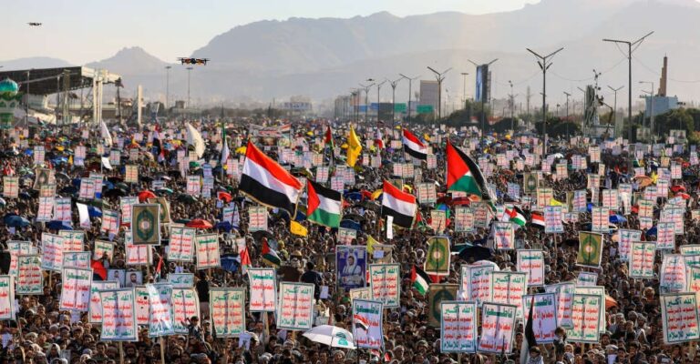 Yemen: Mass Demonstration in Sanaa After Israeli Strikes