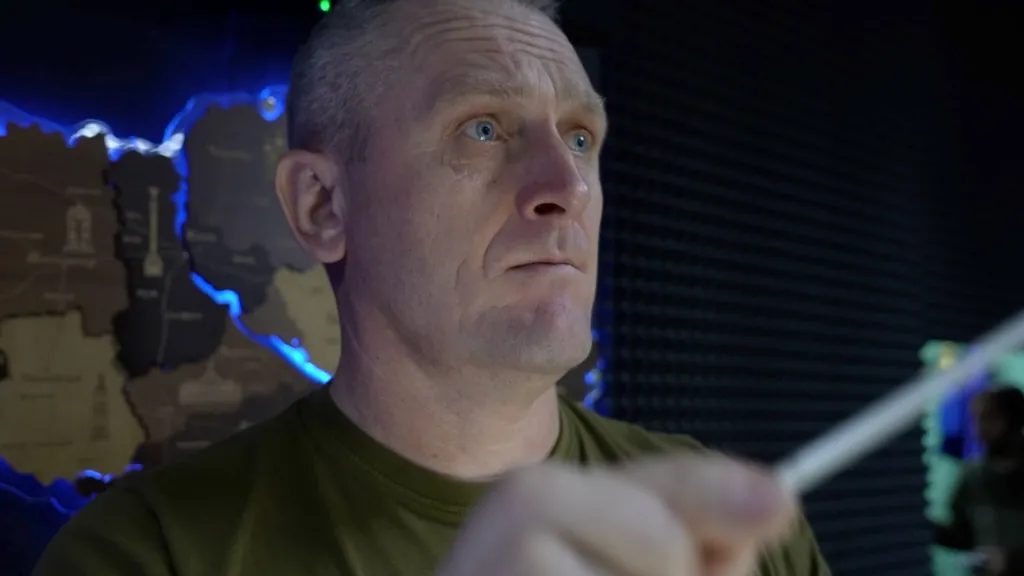 BBC/Imran Ali Colonel Bohdan Zadorozhnyy, conductor of the band, says he inspires front-line troops