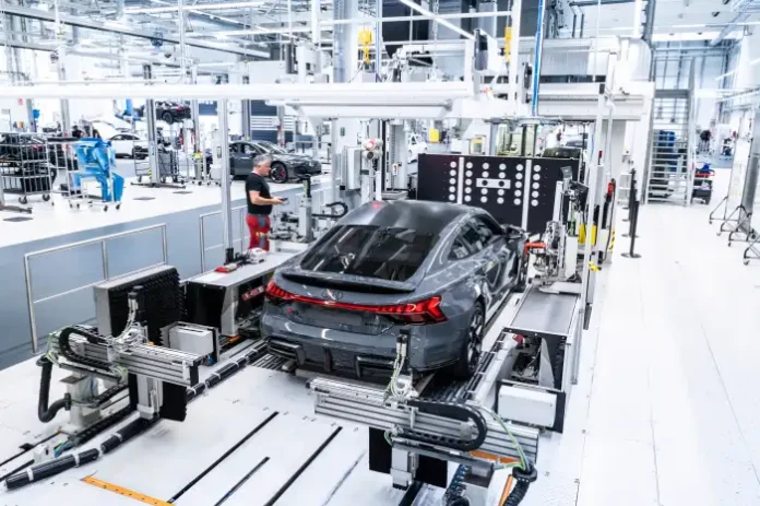 2024 Audi E-Tron GT  Audi 2024 Audi E-Tron GT Audi