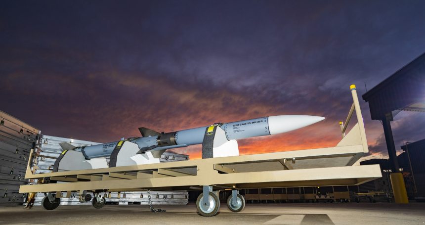A live AIM-120D-3 sitting at Raytheon’s plant in Tucson, Arizona. (Image credit: RTX)