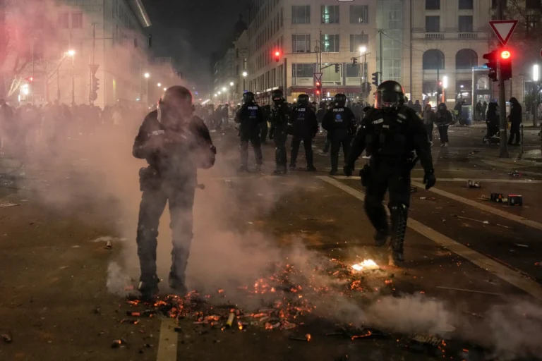 German Govt Condemns New Year’s Eve Violence After Hundreds of Arrests