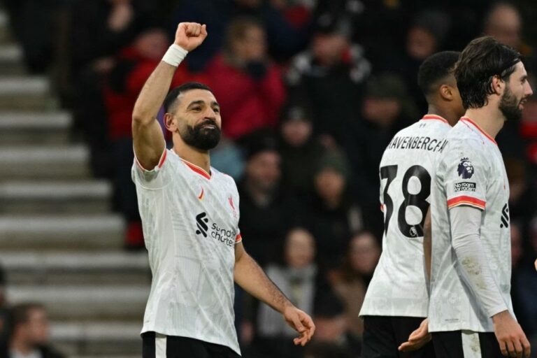 Mohamed Salah’s Controversial Penalty Fires Liverpool 9 Points Clear