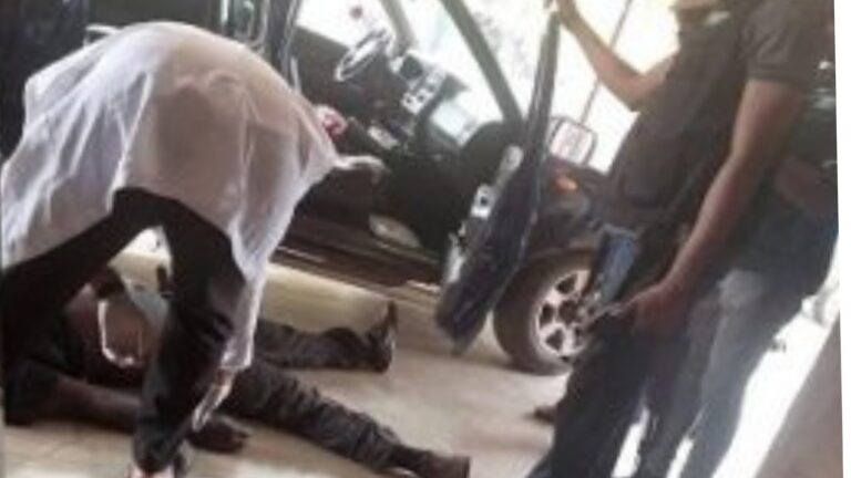 JUST IN: Police Officer Slumps, Dies in Abia