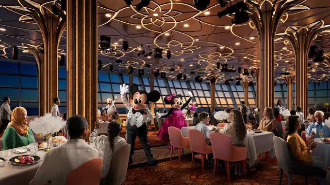 The Hollywood Spotlight Club was designed to evoke the glitz and glamour of the golden age of Hollywood. Disney Cruise Lines
