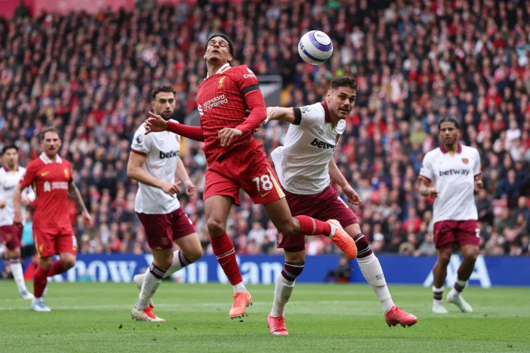 Liverpool Leave it Late to Beat West Ham as Salah Breaks Premier League Record
