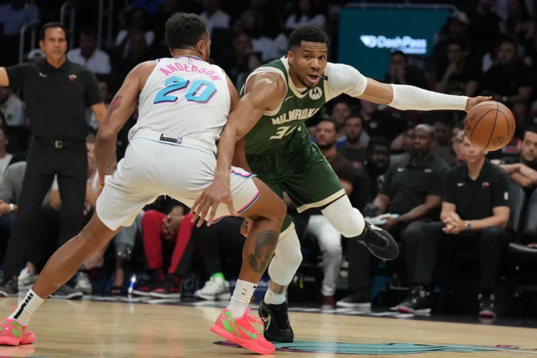 NBA Roundup: Antetokounmpo, Milwaukee Bucks Top Miami Heat in OT