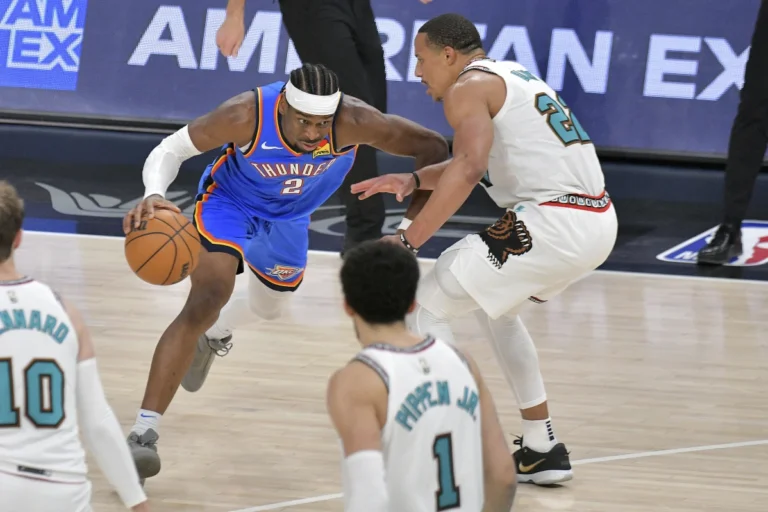 Thunder rally from 29 points down after Morant leaves with injury, top Grizzlies for 3-0 series lead
