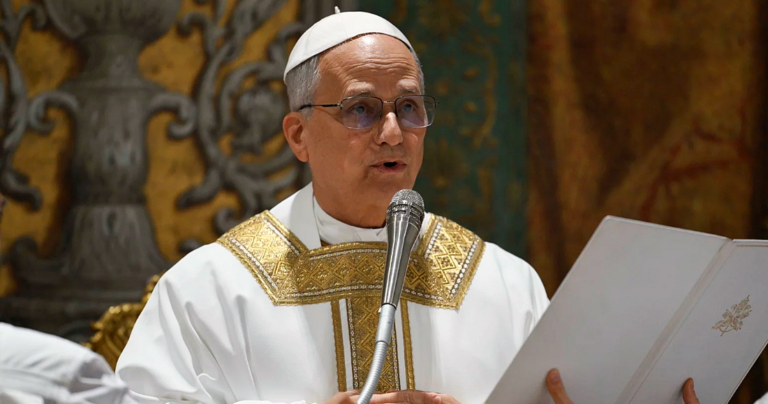 Listen to Abuse Victims, Pope Tells Cardinals