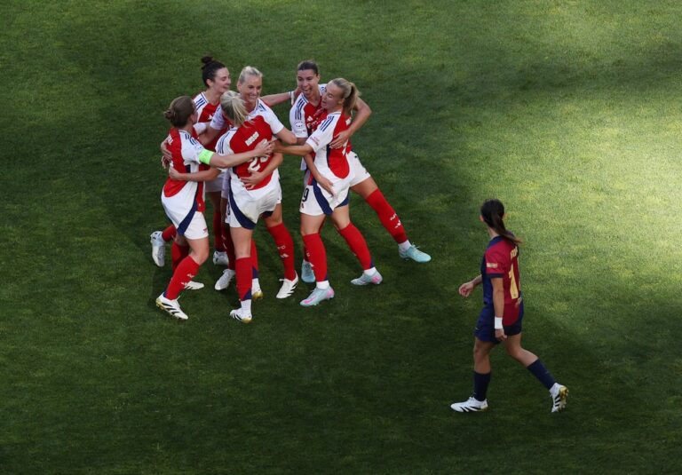 Arsenal Stun Barca to Win Champions League with Late Blackstenius Goal