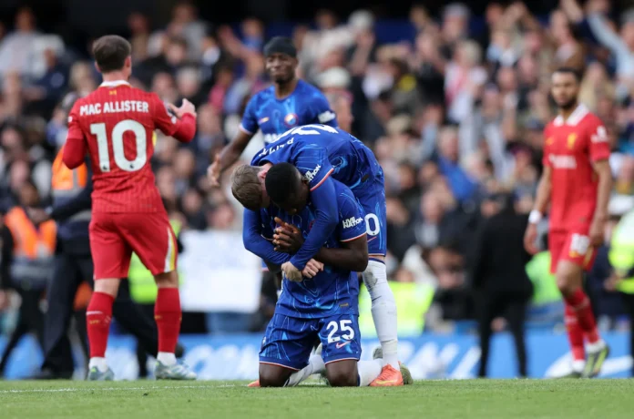 Soccer Football - Premier League - Chelsea v Liverpool - Stamford Bridge, London, Britain - May 4, 2025 Chelsea's Moises Caicedo and Cole Palmer celebrate after the match REUTERS/David Klein
