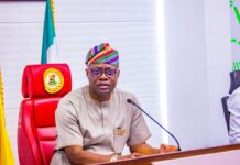 Makinde Rules Out Defection, Says He’s “Comfortable in PDP”