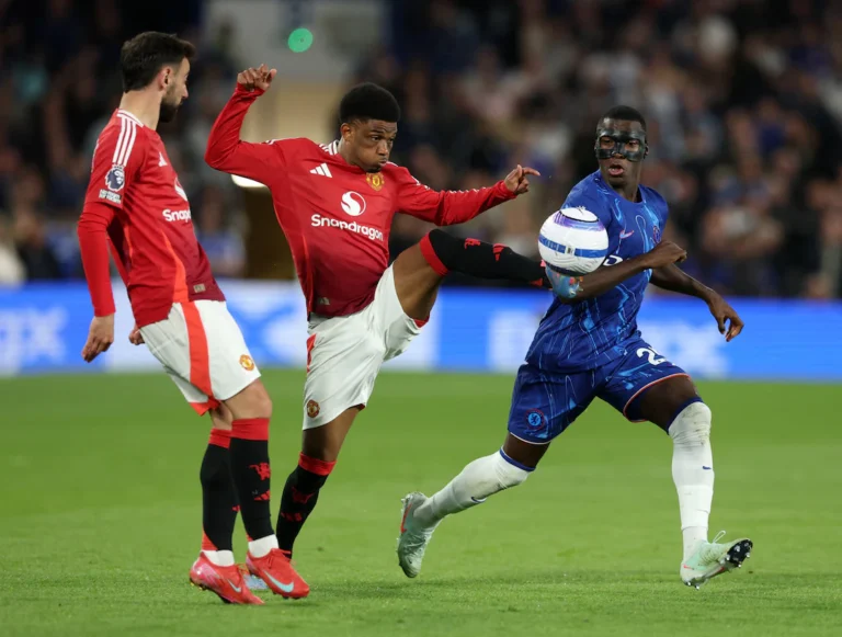 Chelsea Beat Manchester United to Stay on Course For Champions League