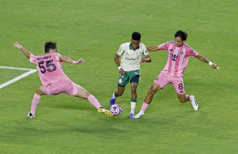 Palmeiras Salvage Draw With Inter Miami as Both Advance to Club World Cup Last 16