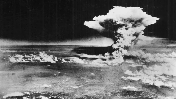 This photo shows the aftermath of a nuclear bomb dropped on Hiroshima in Japan - one of only two times that nuclear weapons have been detonated in war