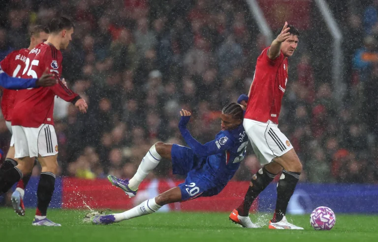 Man United Revive Sluggish Start with Key Victory Over Chelsea