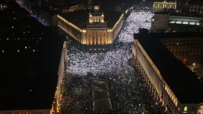 The centre of Sofia filled with tens of thousands of protesters on Wednesday night calling for the government to go