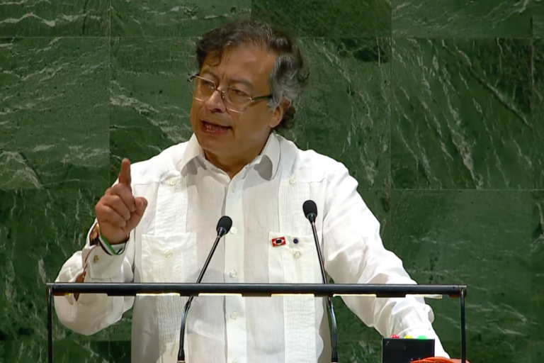 Colombian president ready to ‘take up arms’ in face of Trump threats