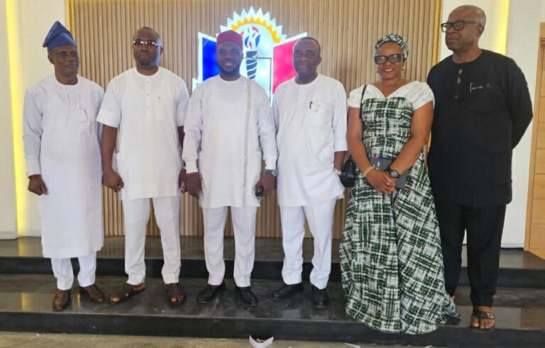 UNIZIK VC ‘Anyaehie’ Inaugurates 31 Member Alumni Converge 2.0 Committee