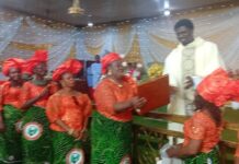 Anambra: Fr. Obimma Receives Distinguished Charismatic Cleric Award from NAWOJ, Declares Peter Obi as the Only Person to Rebuild Nigeria