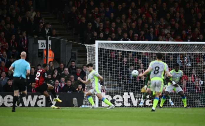 Soccer Football - Premier League - AFC Bournemouth v Manchester City - Vitality Stadium, Bournemouth, Britain - May 19, 2026 AFC Bournemouth's Junior Kroupi scores their first goal REUTERS/Dylan Martinez 