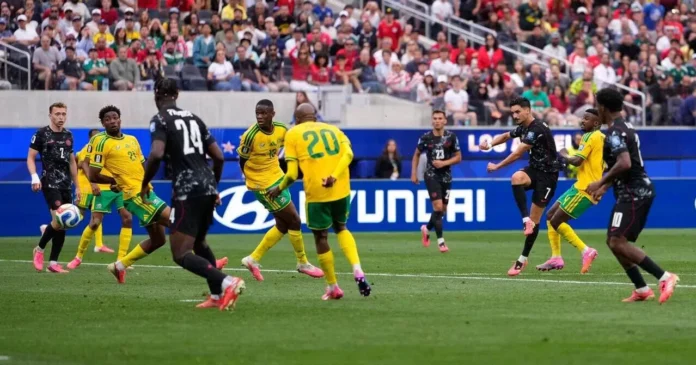 Eustaquio’s late strike sends Canada into World Cup last 16