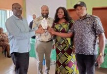 NULGE Honours Idemili South Mayor With Outstanding Performance Award